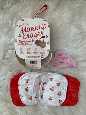THE ORIGINAL MAKEUP ERASER Cherry Crush 5-Day Set